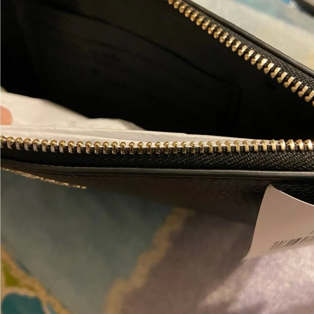 Kate Spade NY Wristlet NWT Leila Medium - Picture 4 of 6